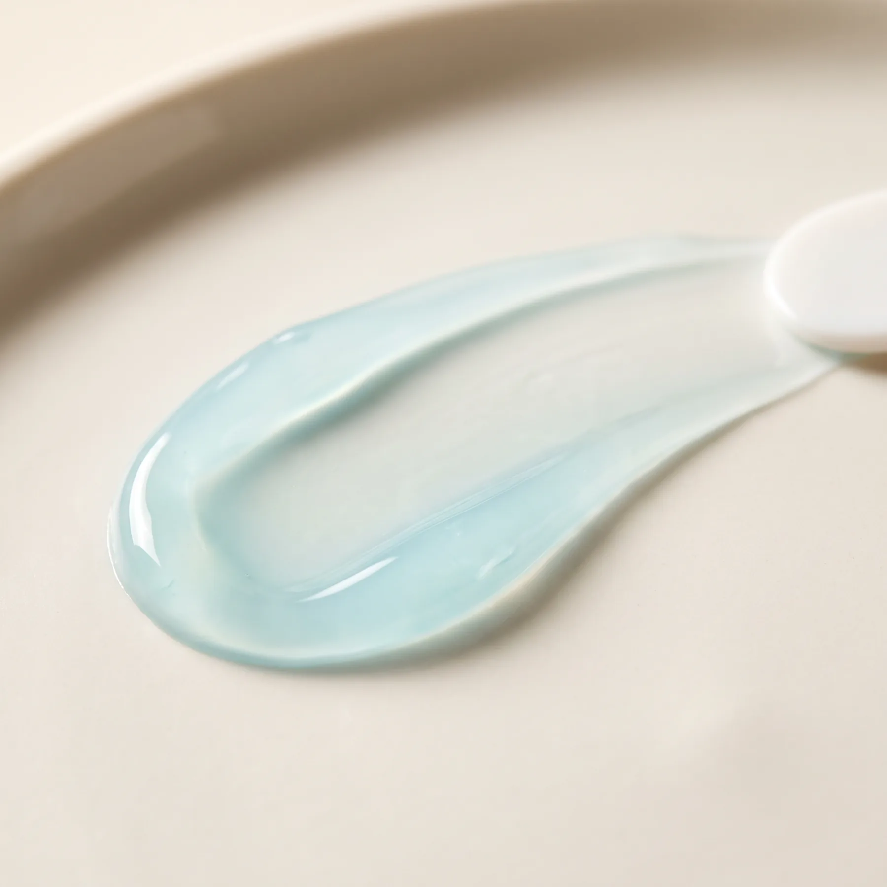 SIGNAL 01 texture — a smooth serum with a soft natural blue hue